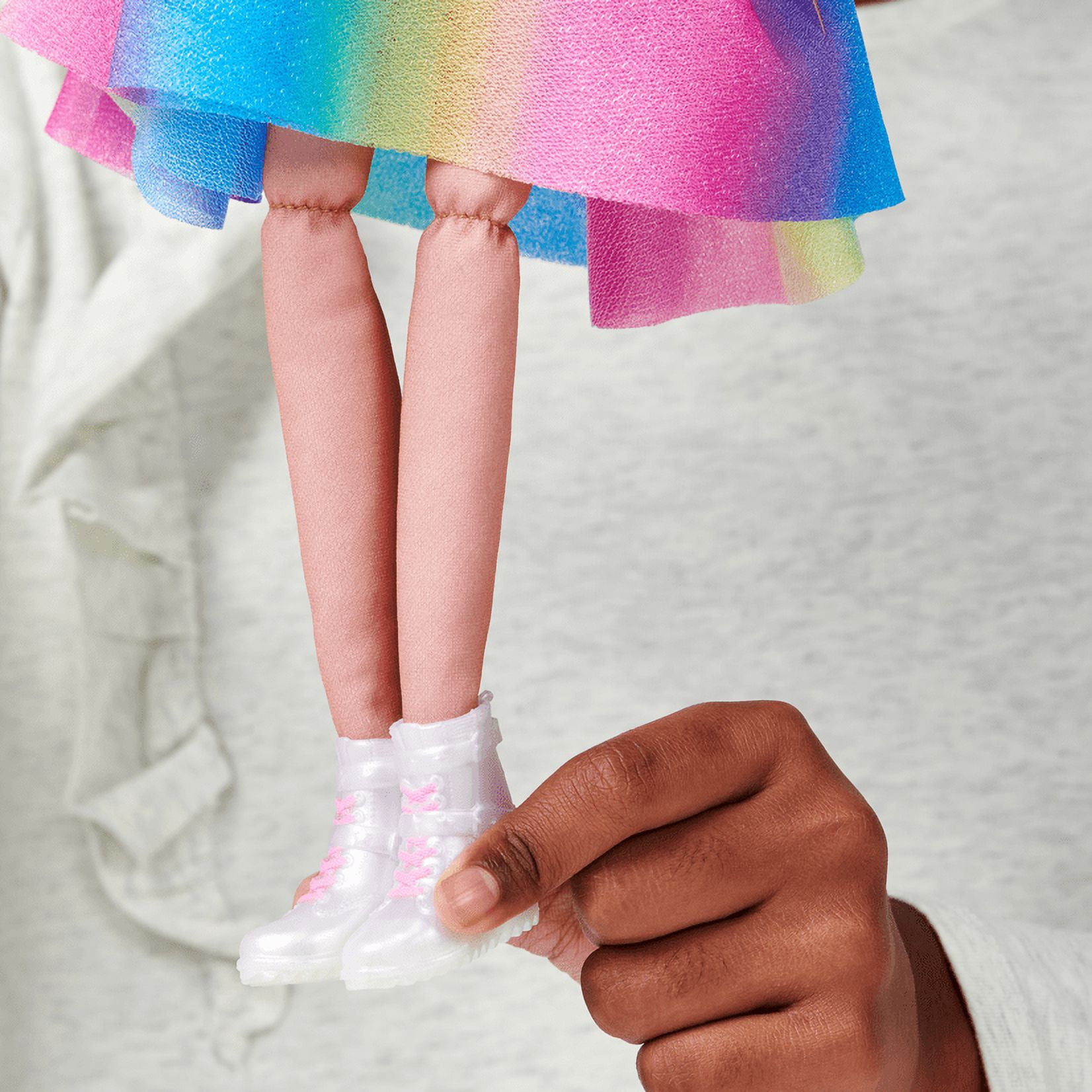 Dream Seekers Light Up Doll Pack – 1pc  Toy |  Magical Light Up Fairy Fashion Doll Stella