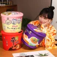 thumbnail image 3 of Cubo de fideos instantáneos, almohada de felpa con manta rellena de ternera estofada, chucrut, ternera, Fideos Fritos, espinillas, regalos de Ramen1750, 3 of 5