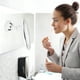 thumbnail image 3 of Espejo de baño con aumento de 10 aumentos, ventosa y luz LED., 3 of 6