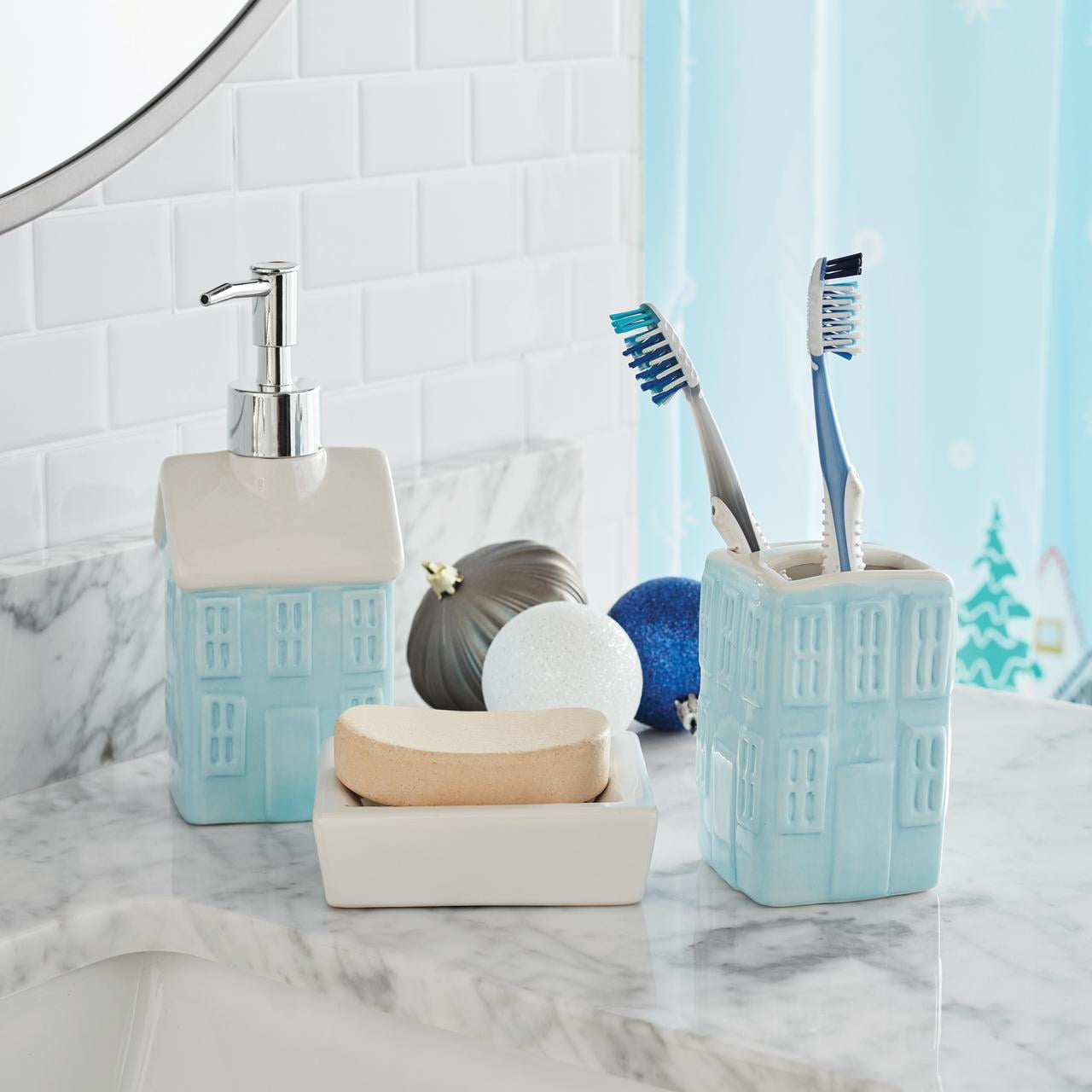 Indecor 17Piece Christmas Village Polyester/Ceramic Holiday Bathroom
