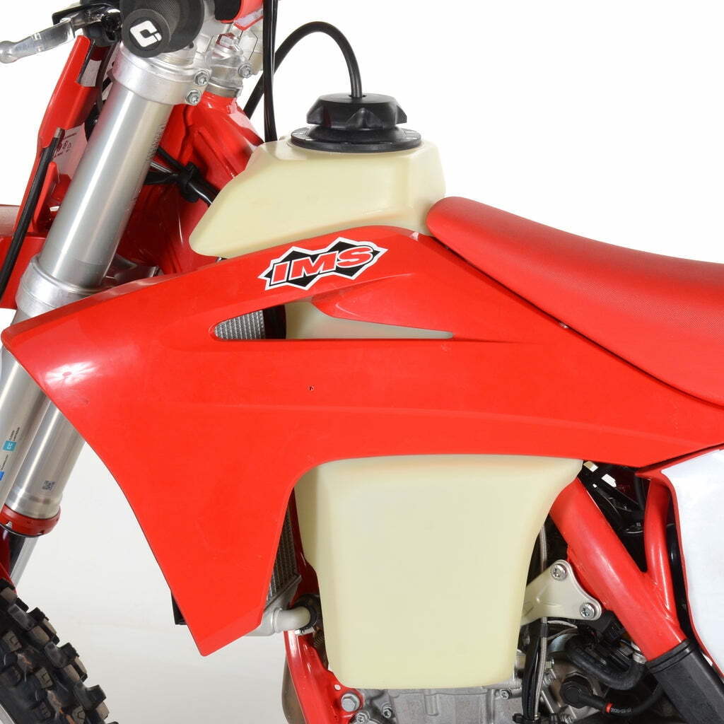 IMS Large Capacity 3.2 Gallon Red Gas/Fuel Tank '00-07 Honda