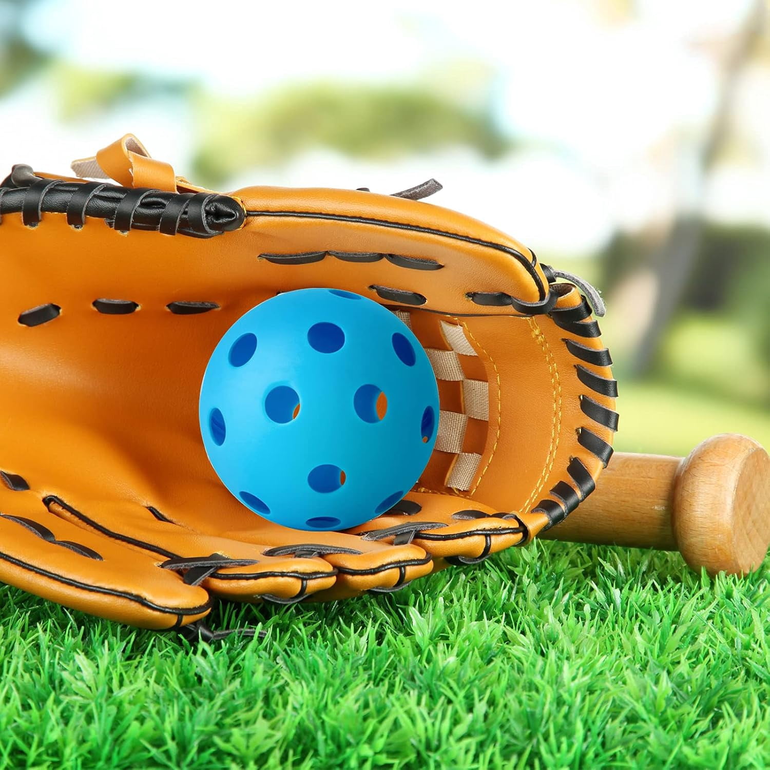 12/100 Pack Baseball Practice Balls Plastic Training Balls Lightweight Hollow Softballs with a Drawstring Bag for Hitting, Baseball Training Indoor Outdoor Use