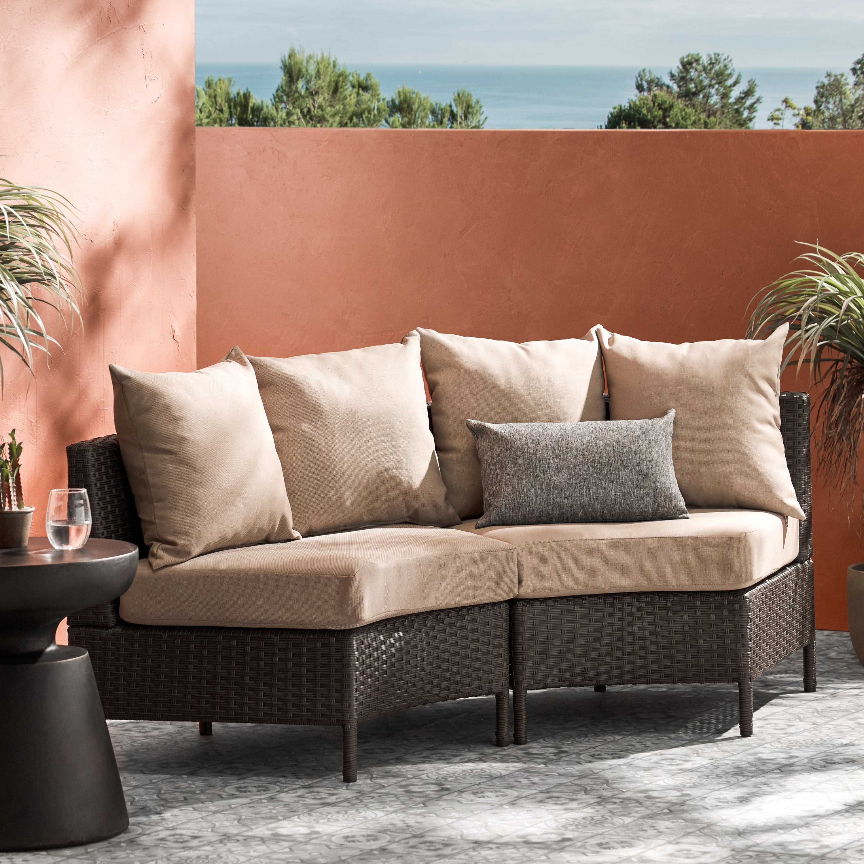Outdoor Woven Curved Single Sofa, Comfort Relax Seat for Patio Garden, Brown and Beige