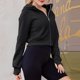 thumbnail image 3 of Sudadera recortada para mujer Sudadera de salón de color sólido Tops cómodos de entrenamiento de invierno, 3 of 8