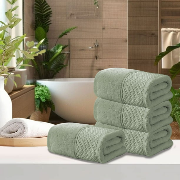 Toalla de algodón suave: gruesa, absorbente y delicada para rostro y cuerpo. Un elemento esencial y versátil para el baño.