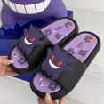 thumbnail image 1 of Zapatillas periféricas de Pokémon Gengar para hombre y mujer, pantuflas de dibujos animados de Eva antideslizantes con infrarrojos, a la moda, para Internet, regalo, 1 of 5