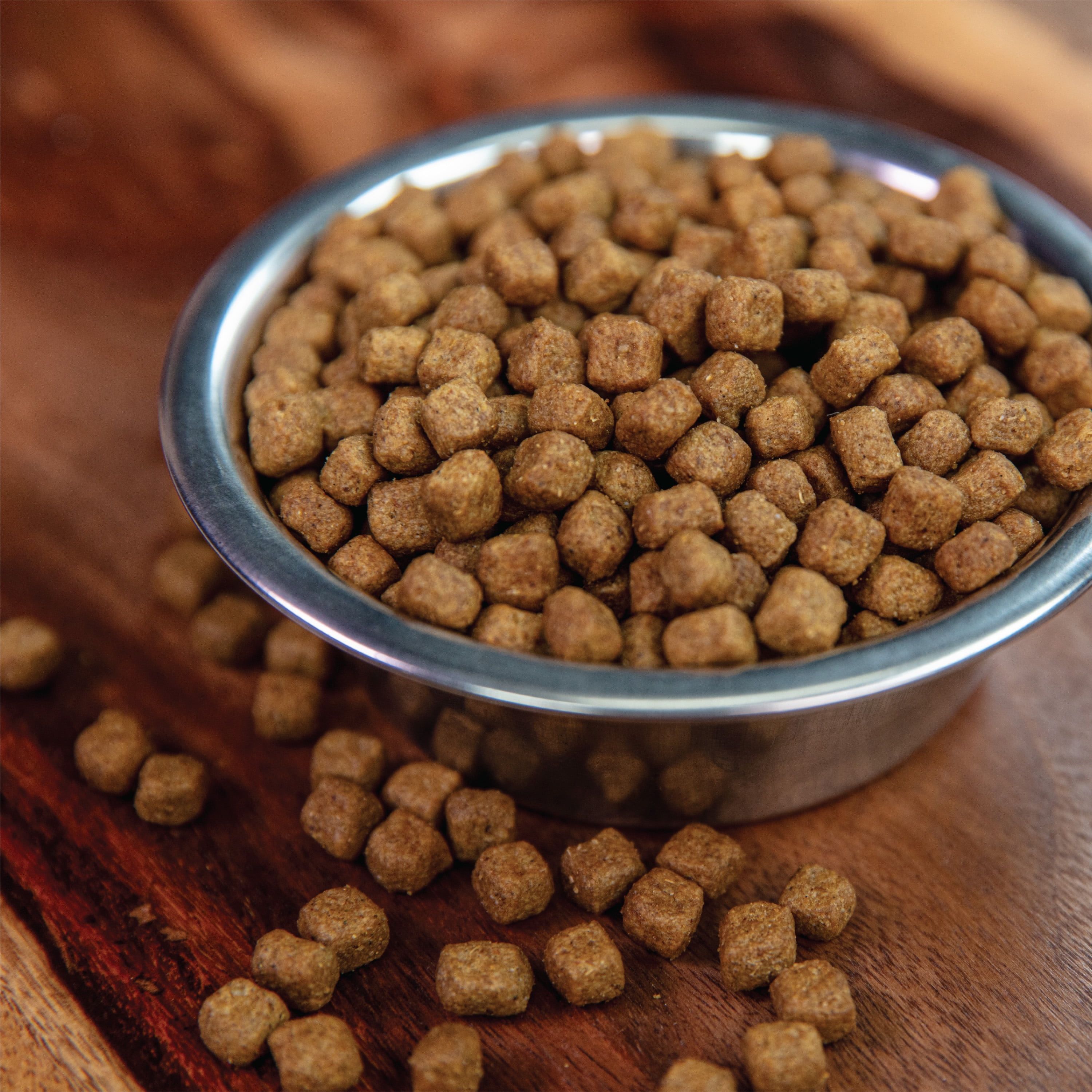Nutro Wholesome Essentials Small Breed Adult Natural Dry Dog Food, Farm-Raised Chicken, Brown Rice & Sweet Potato Recipe, 15 lb. Bag