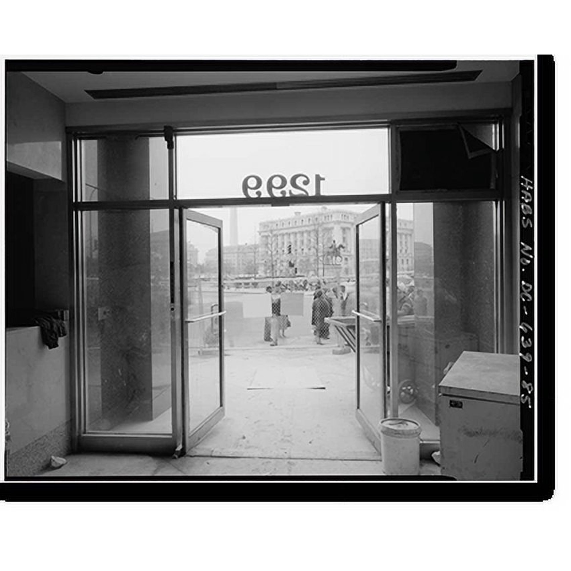 UPC 463922439752