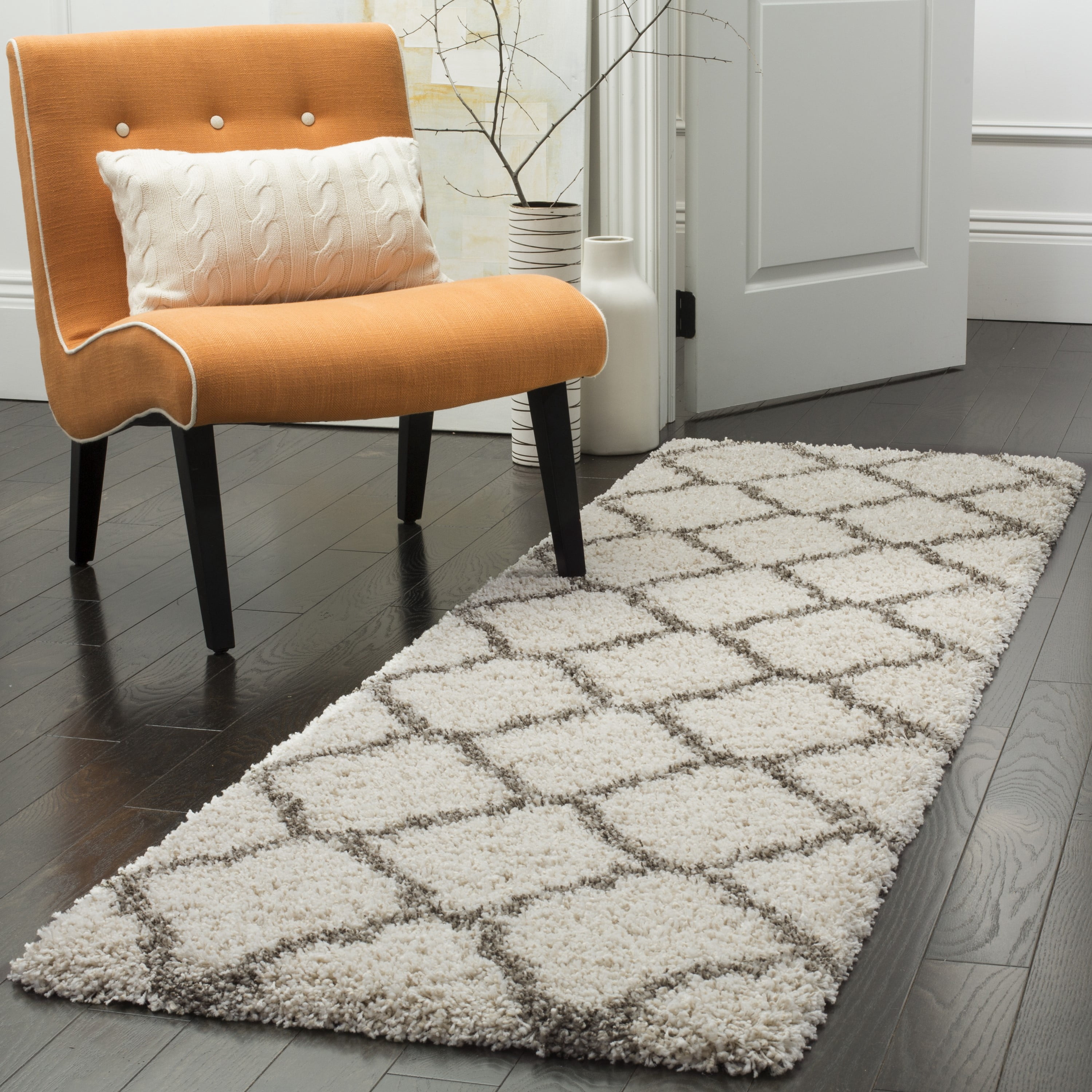 SAFAVIEH Hudson Aline Plush Geometric Shag Runner Rug, Ivory/Grey, 2'3" x 14'