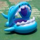 thumbnail image 1 of Anillo de natación flotante de tiburón para asiento de piscina de bebé, boya de piscina inflable para niños con dosel inflable ajustable para bebés de 6 a 36 meses TUNC  Sencillez, 1 of 5