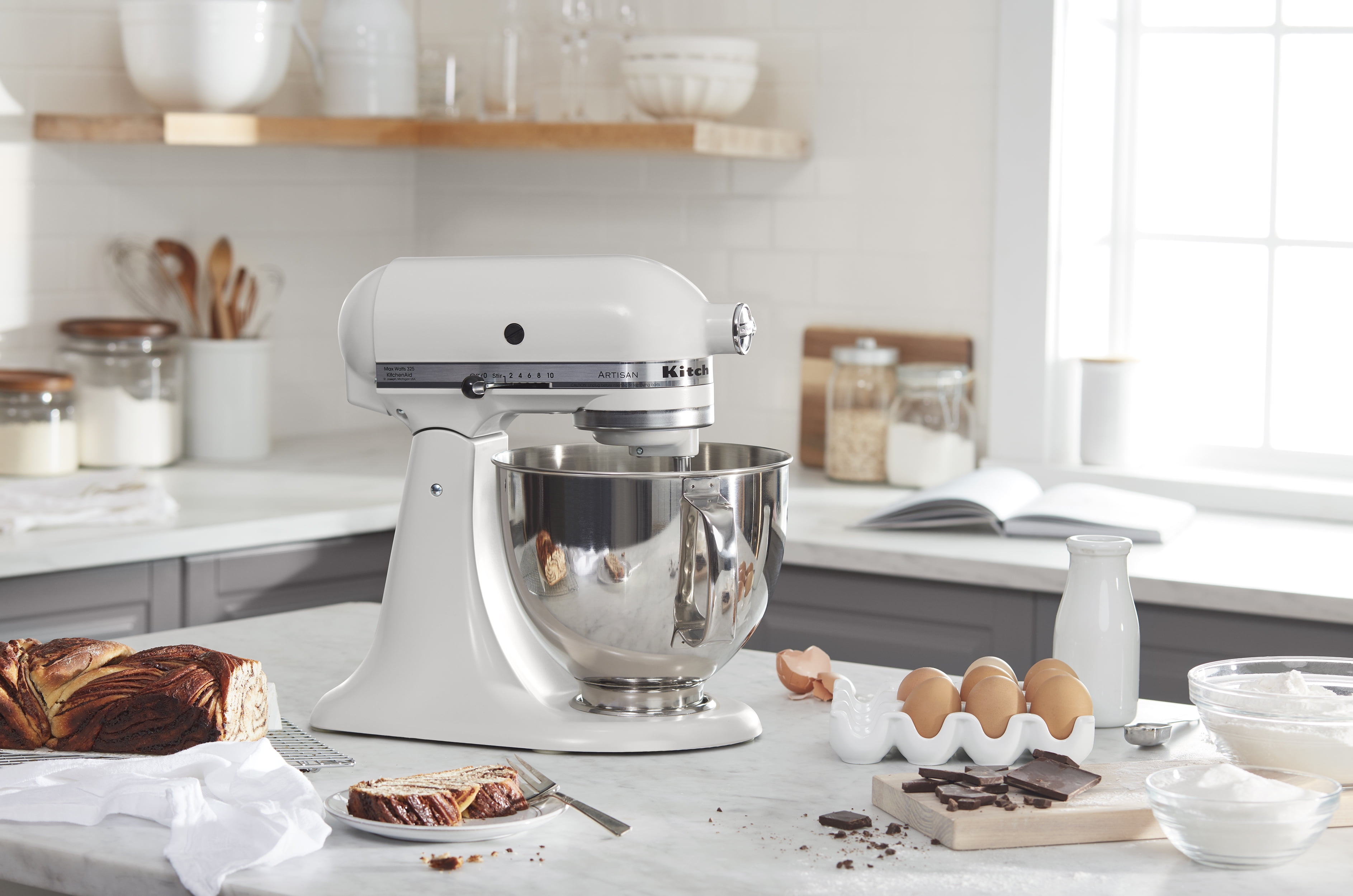 KitchenAid Artisan Series 5 Quart Tilt-Head Stand Mixer KSM150PSMH