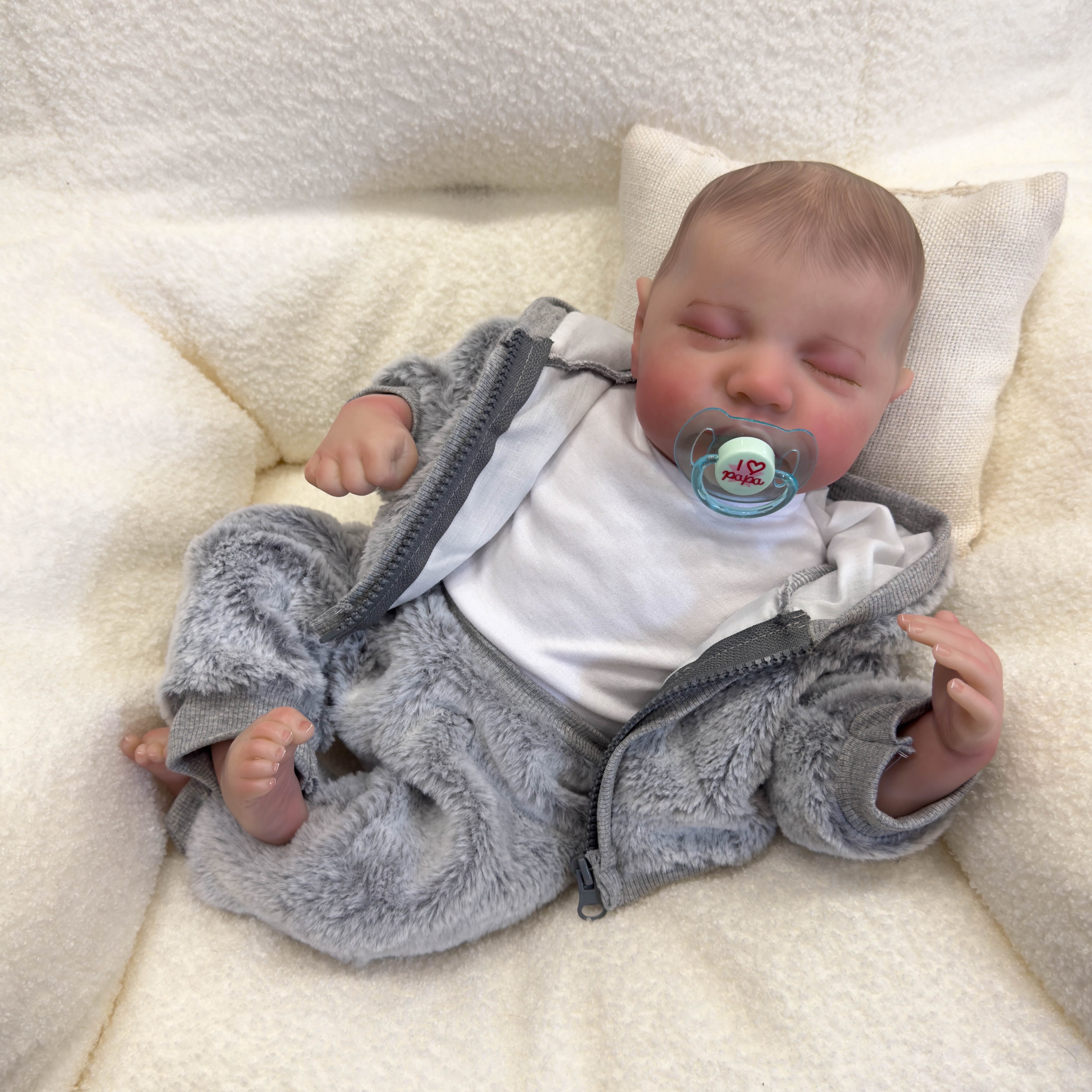Lifelike Reborn Baby Dolls 19 inch Realistic Baby Real Newborn Dolls Soft Cloth Body Handmade Real Life Baby with Dolls & Accessories for Age 3 and Up