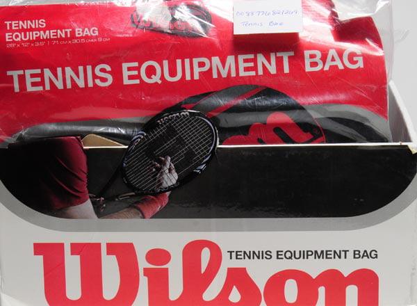 Wilson Roland Garros Tour 12PK Tennis Bag, Sports Equipment, Sports &  Games, Racket & Ball Sports on Carousell