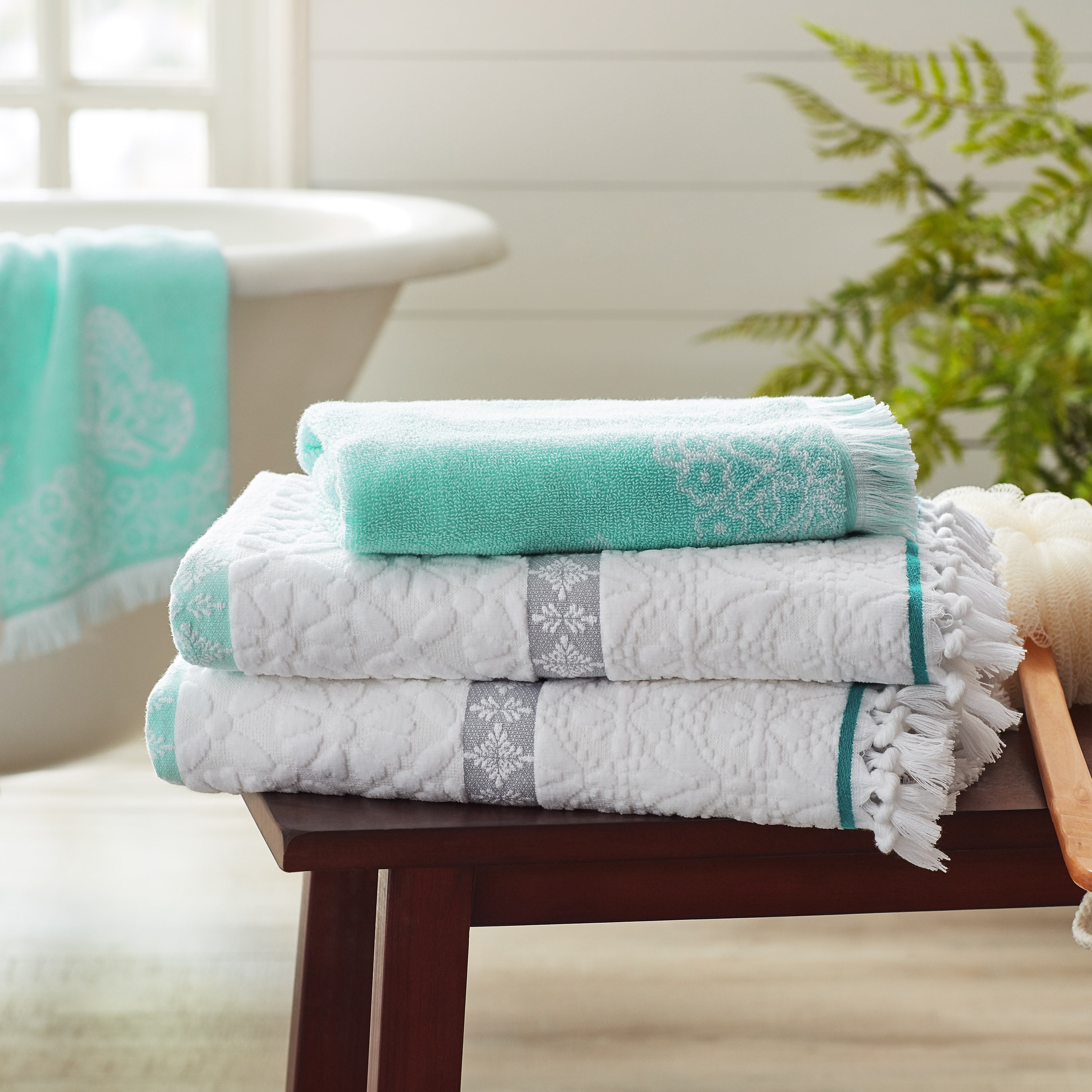The Pioneer Woman 4 Piece Cotton Bath Towel Set, Classis Mint Green 