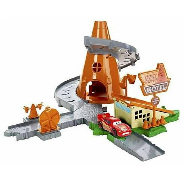 Disney/Pixar Cars Radiator Springs Cozy Cone Motel Playset