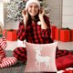 thumbnail image 4 of Adornos navideños, adornos para el árbol de Navidad, regalos de Navidad, cojín decorativo para sofá de sala de estar, funda de almohada bordada con corazón de niña, funda de almohada rosa., 4 of 6