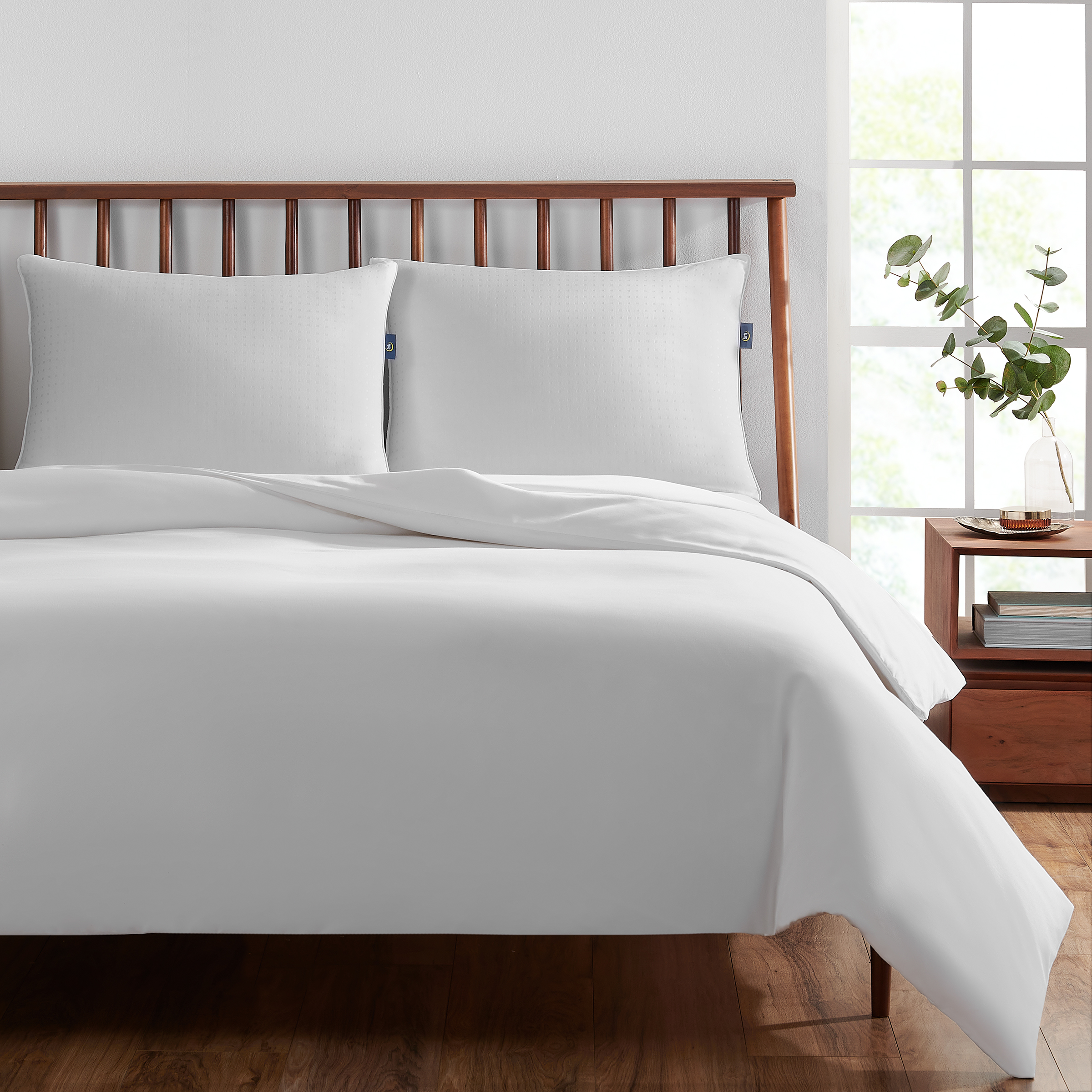 Serta Sertapedic No-Go-Flat Bed Pillow, Standard/Queen, 2 Pack photo 3