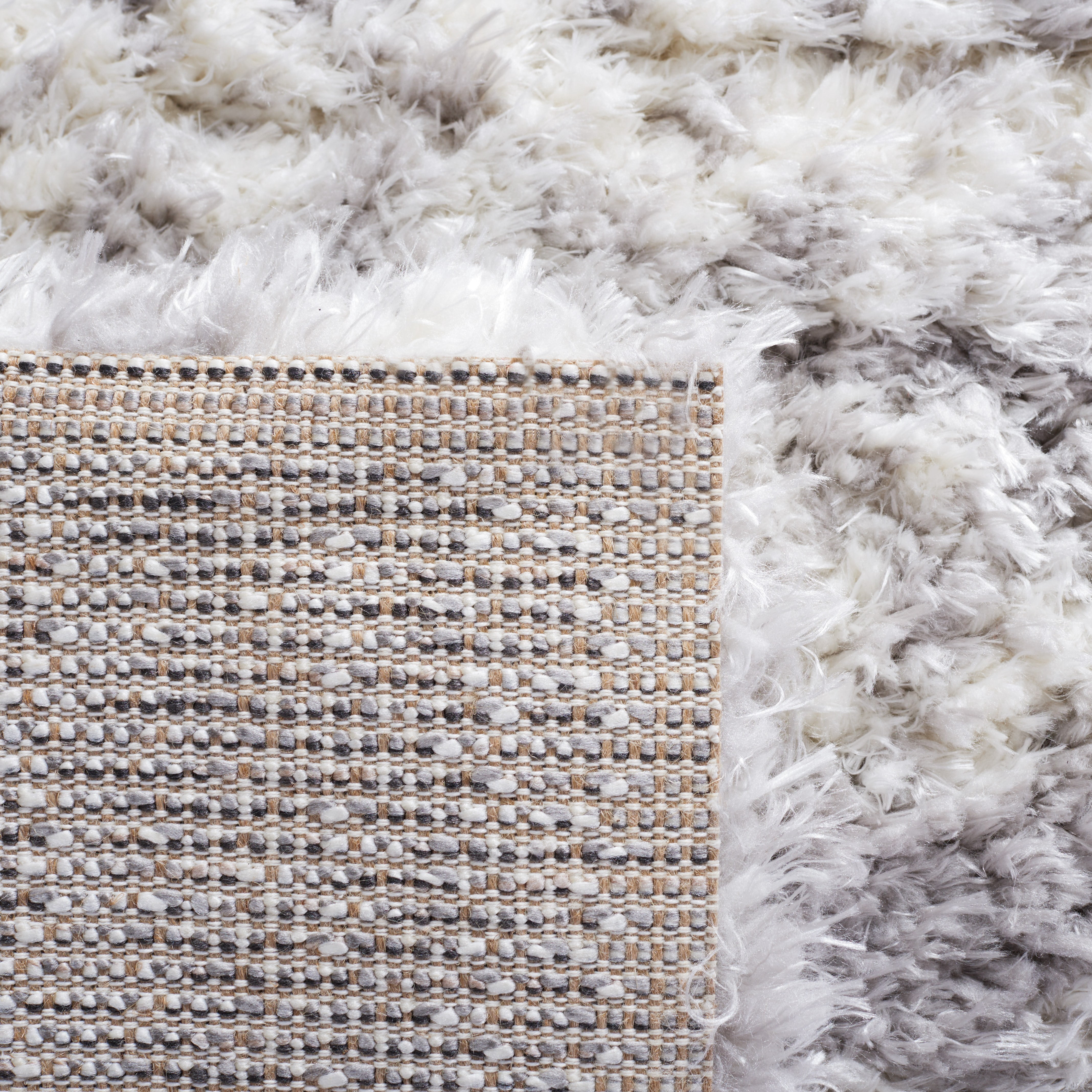Safavieh Flokati Claudia Aztec Polyester Shag Area Rug, Gray/Ivory, 4' x 6'