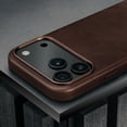 thumbnail image 4 of Funda TORRO para iPhone 17 Pro Max 6.9" de Cuero con MagSafe, 4 of 6