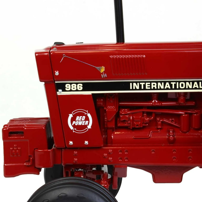 1/16 International Harvester 986 Cab with Red Power and