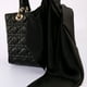 thumbnail image 3 of Guardurnaity Pañuelos Bufanda cuadrada: accesorio de seda de primera calidad para cualquier atuendo. Pañuelo, chal, bufandas cuadradas. Accesorios de disfraces negro, 3 of 6