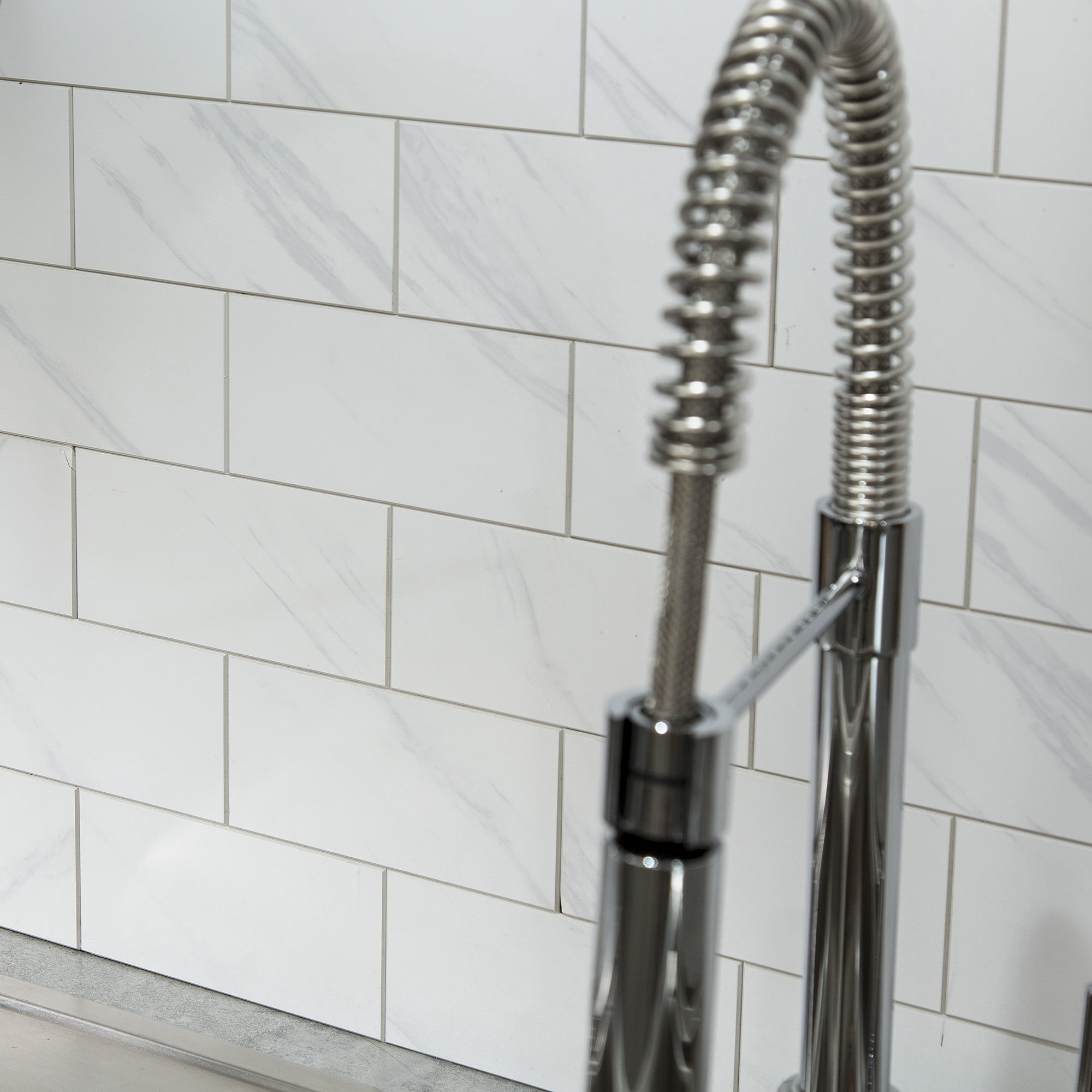 Aspect Collage 14.9in x 11.75in Peel and Stick Backsplash in Carrara Subway (5-Pack)