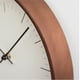 thumbnail image 4 of Reloj de pared de lujo, silencioso, a pilas, for salón o hogar., 4 of 5