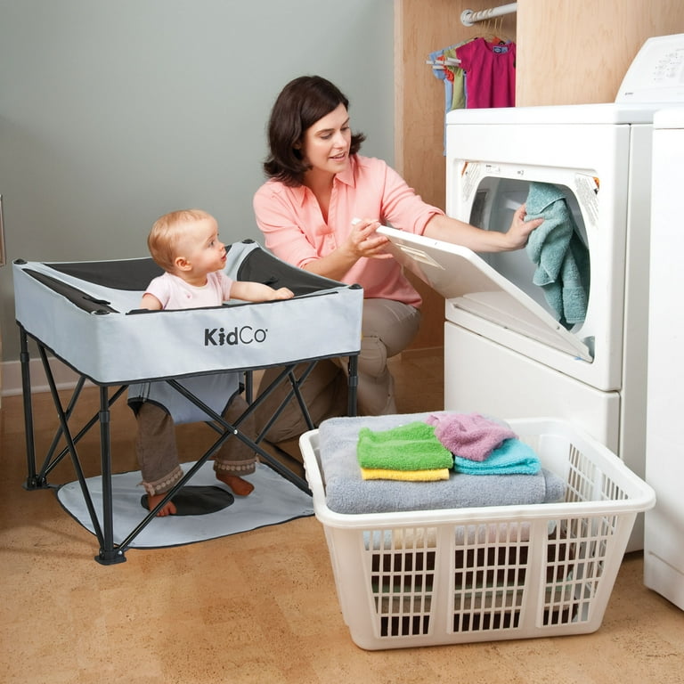 KidCo GoPod Adjustable Height Travel Activity Seat w Floor Mat