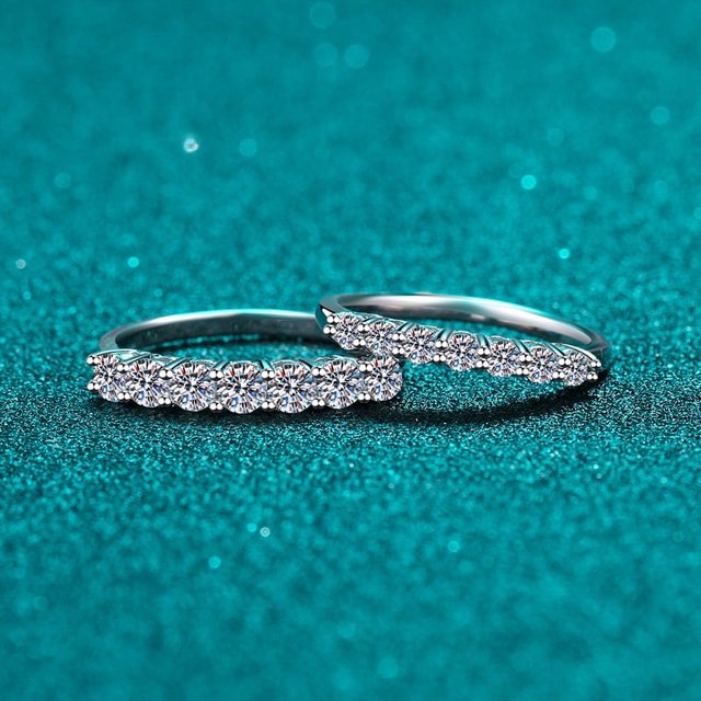 Anillo de plata esterlina S925 Anillos Mosane para mujer Anillo de moissanita de 70 puntos Anillo de cola, expresión personalizada Diseño de vanguardia