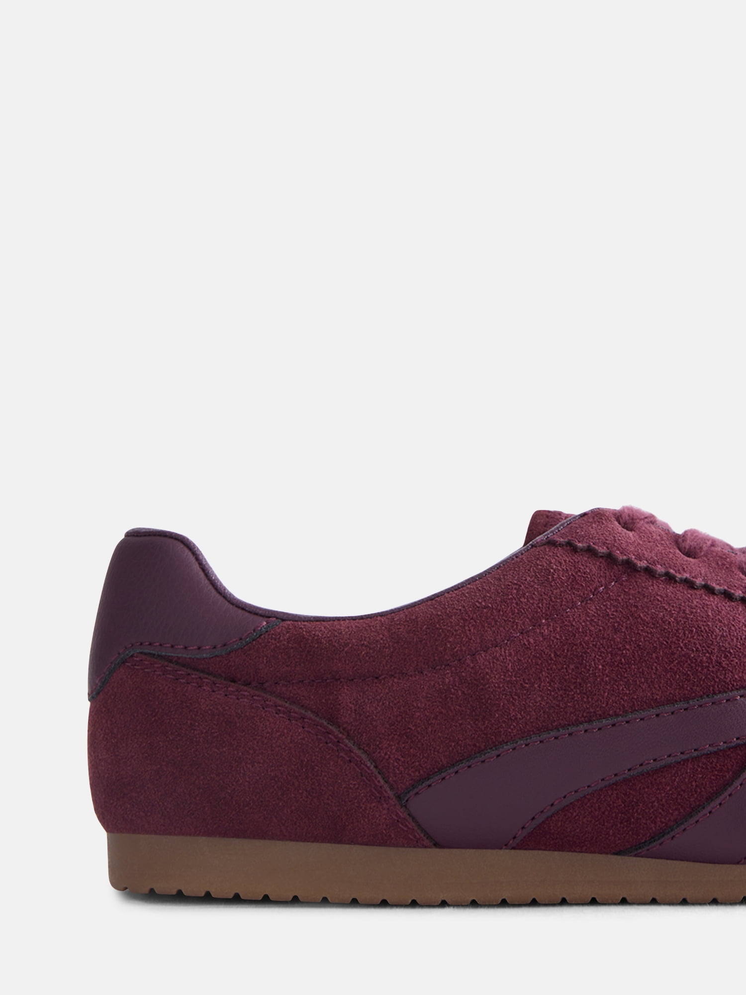 Scenario Women's Lace Up Low Profile Sneakers