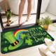 thumbnail image 4 of Felpudo para el Día de San Patricio | Alfombra de poliéster verde con trébol de 40 x 60 cm y base antideslizante | Felpudo de bienvenida antimanchas para entrada, pasillo, decoración interior, 4 of 5