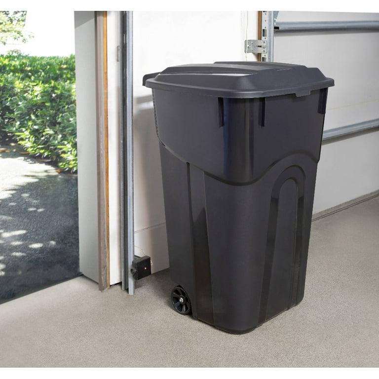 Hyper Tough 32 Gallon Wheeled Heavy Duty Plastic Garbage Can, Attached Lid,  Black 
