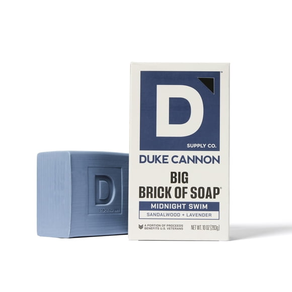 Duke Cannon Midnight Swim Big Brick of Soap - Sándalo + aroma a lavanda 10 oz. - Jabón en barra grande de triple molienda para hombres Hidratante duradero con aceites naturales Apoya a los veteranos d