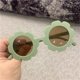thumbnail image 5 of Minnieouse Gafas ópticas Gafas de girasol Gafas de sol adorables para niños pequeños Clásico con marco adecuado facial Type4 NO4, 5 of 6