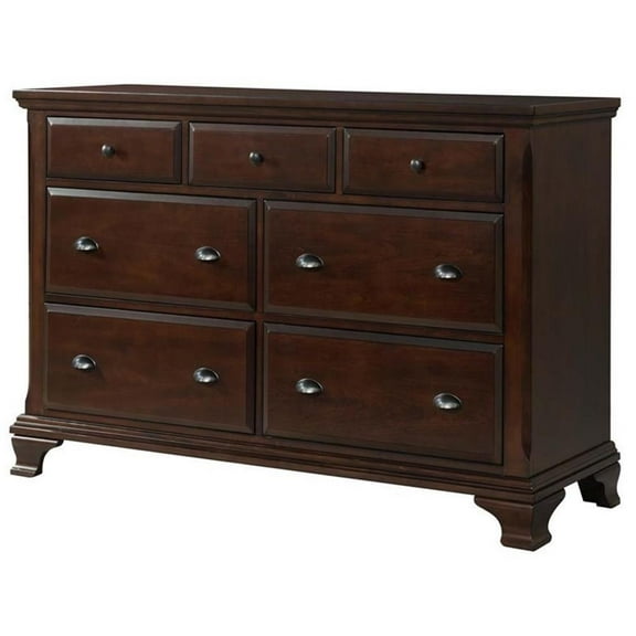Bowery Hill 7 Drawer Dresser in Cherry