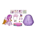 thumbnail image 2 of Juguete My Little Pony Hasbro Princesa Petals Aventura de cristal , 2 of 4