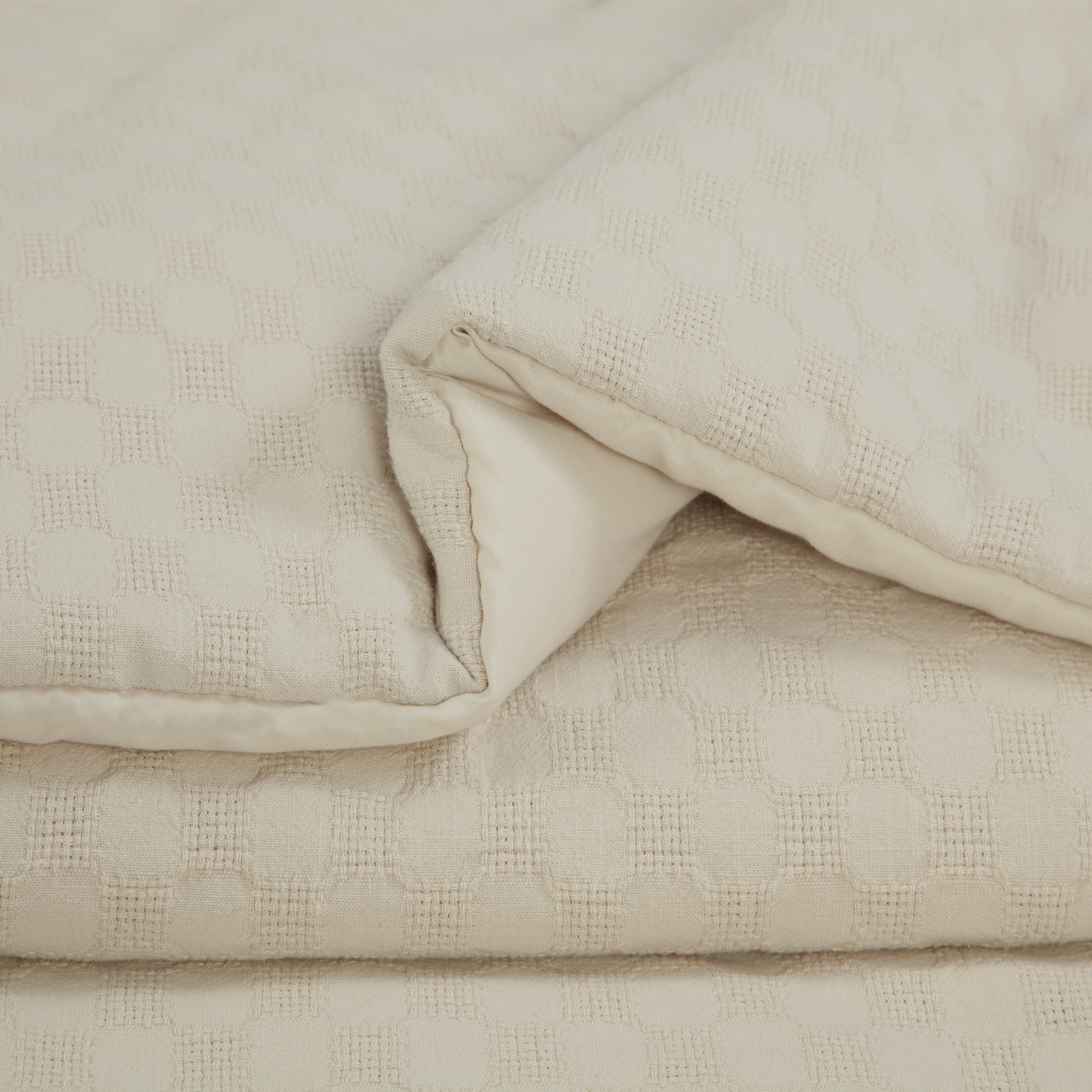 Better Homes & Gardens 3-Piece Papyrus Beige Block Weave Comforter Set, Adult Full/Queen