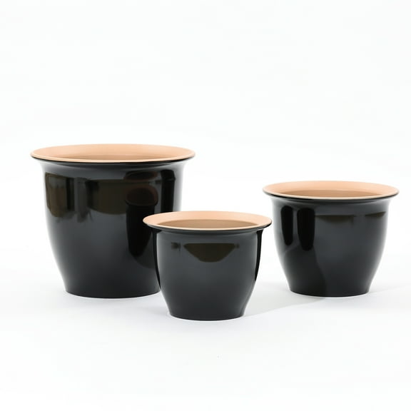 LuxenHome 3-Piece Round Recyled Plastic Outdoor Planter Set in Ebony Black