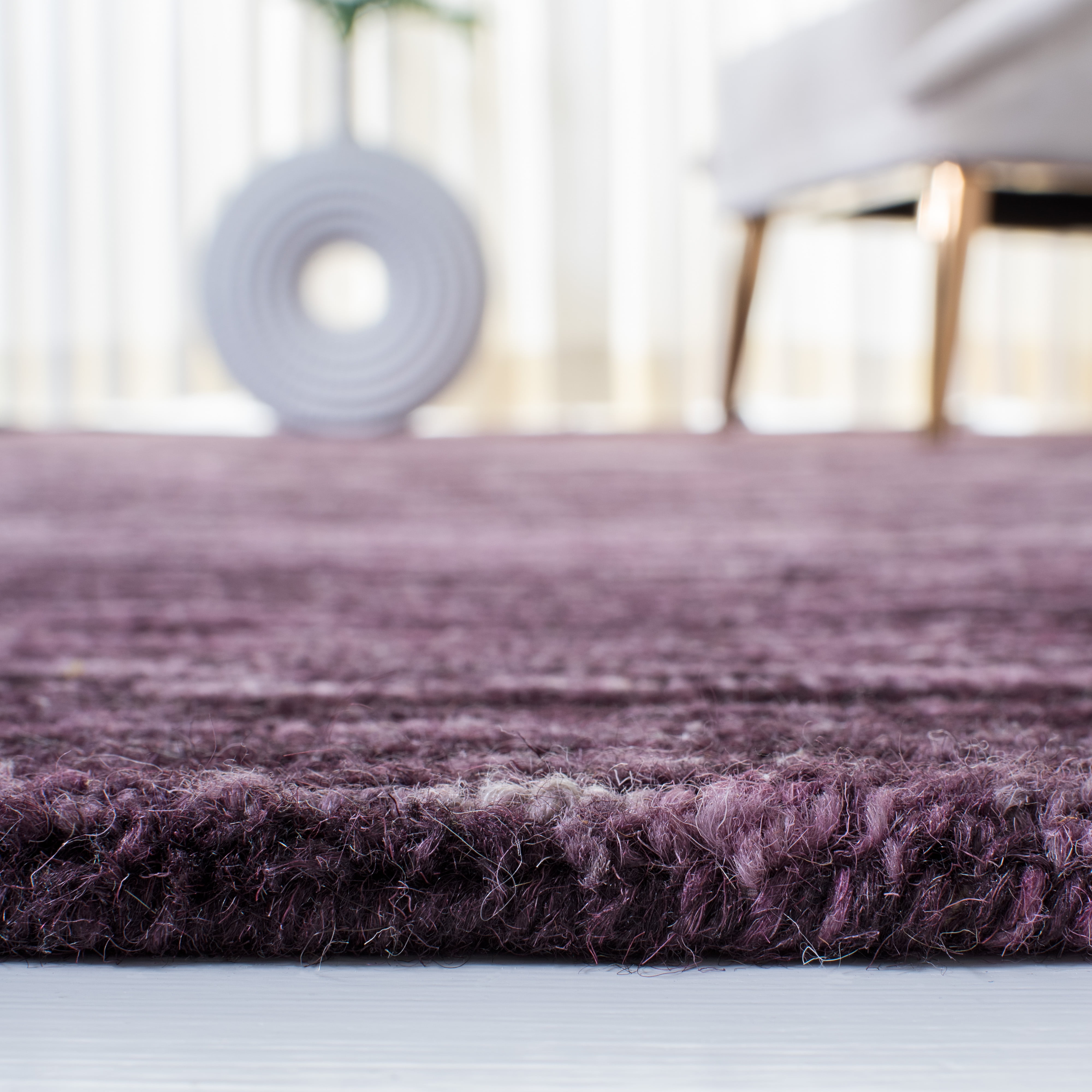 Safavieh Ikat Laura Geometric Wool Area Rug, Purple, 6' x 6' Round