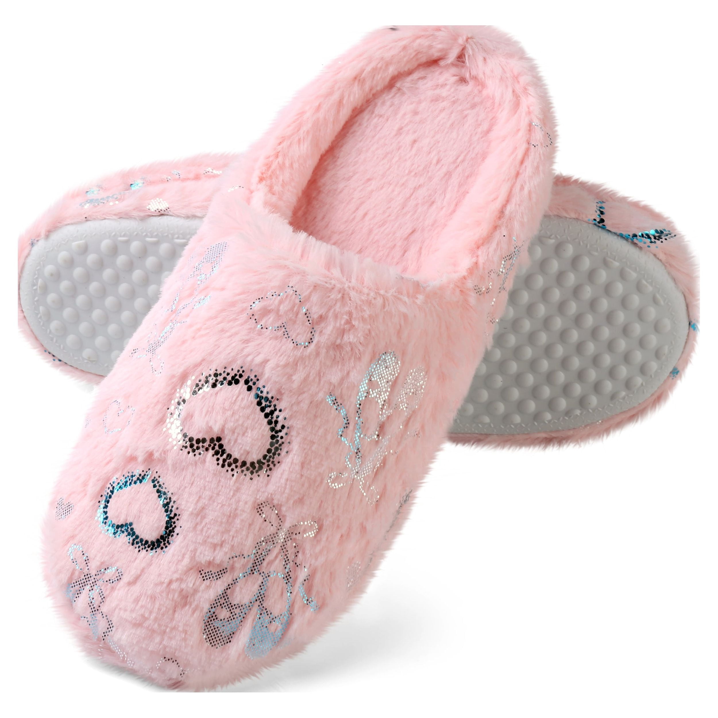 Aerusi Women’s Fuzzy Heart House Slippers, Closed Toe Slip-On Warm Plush Indoor Outdoor Shoes, Non-Slip Sole
