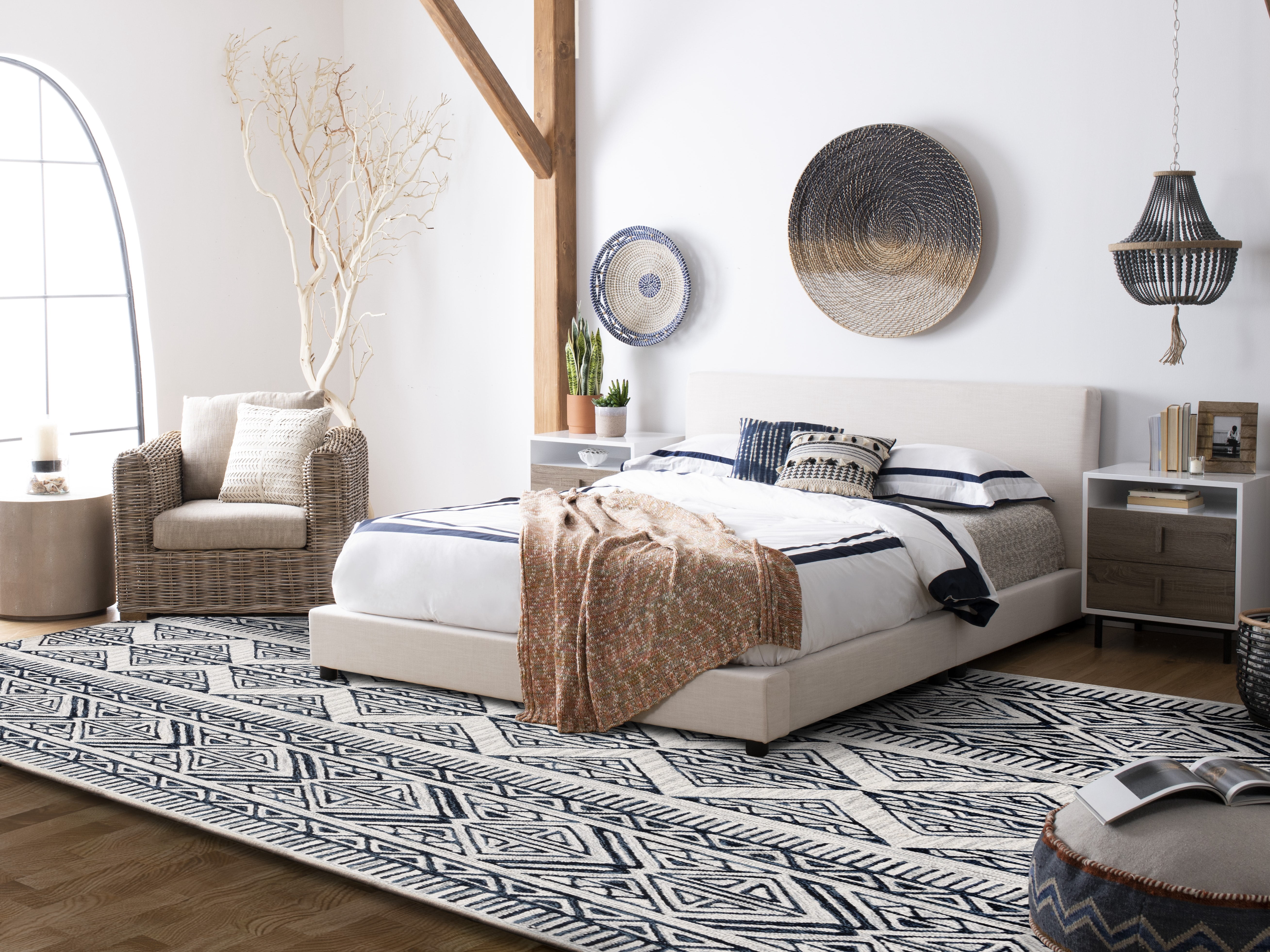 SAFAVIEH Metro Andrew Diamond Area Rug, Blue/Ivory, 6' x 6' Square