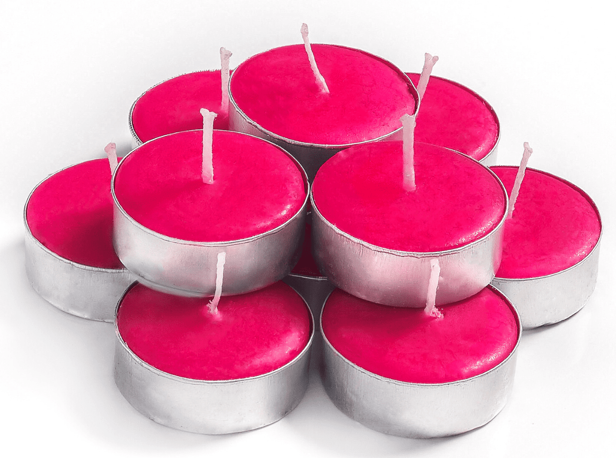 Sweet Pea Scented 8oz Candle LOVE
