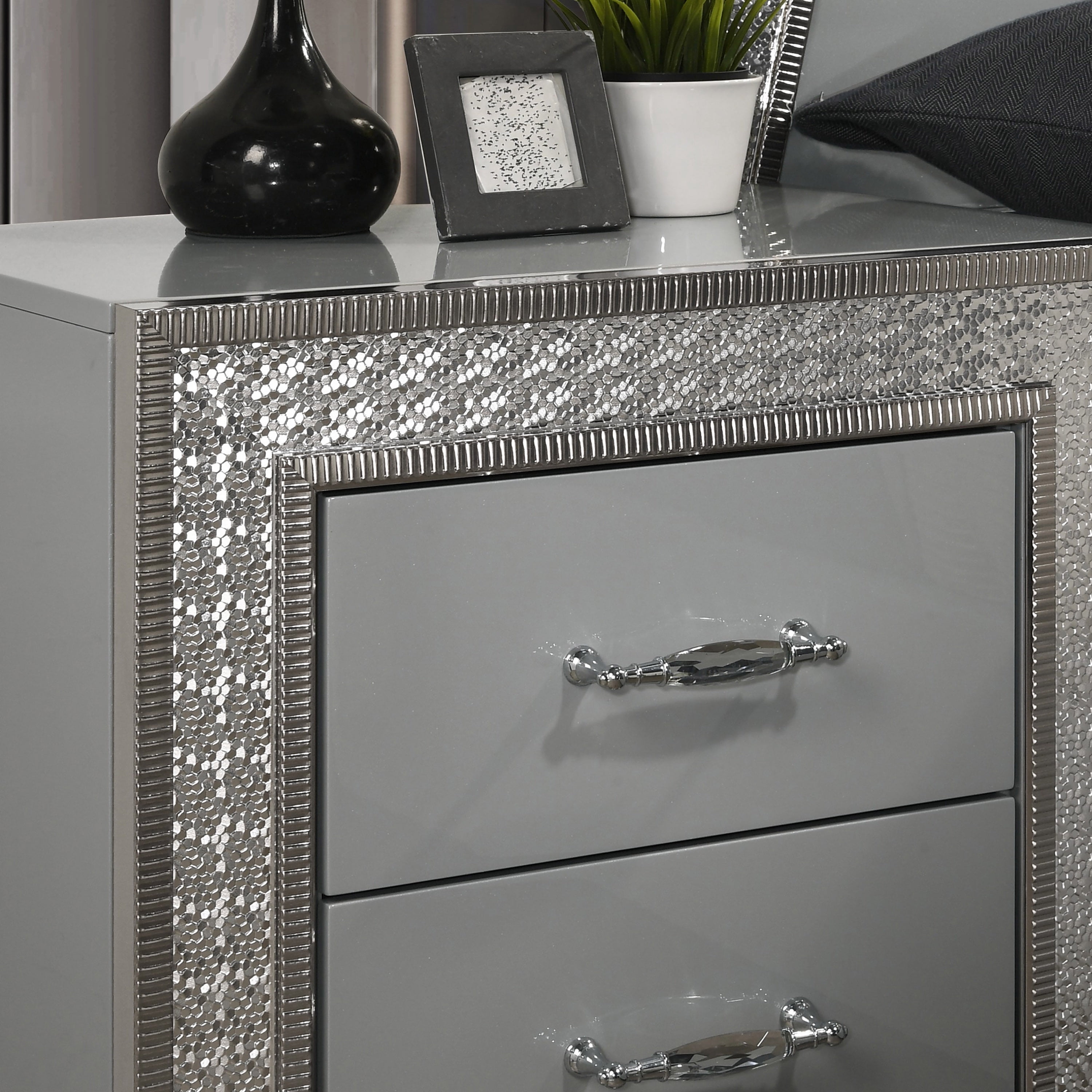Furniture of America Gliste Adult Glam 2-Drawer Nightstand, Metallic Gray