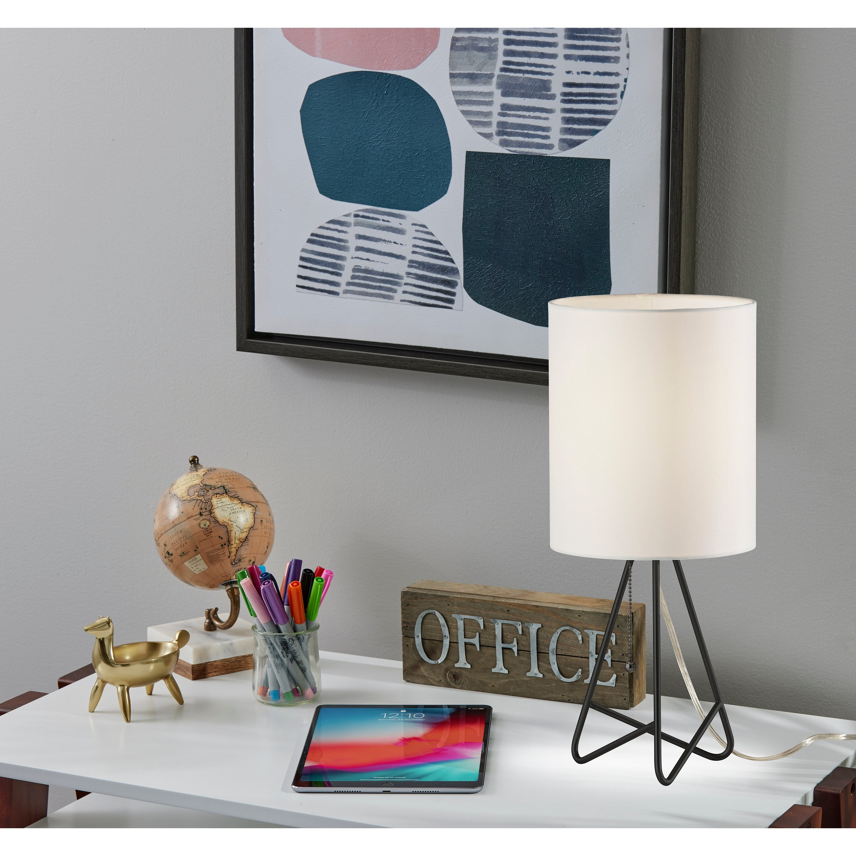 Simplee Adesso Nell Table Lamp