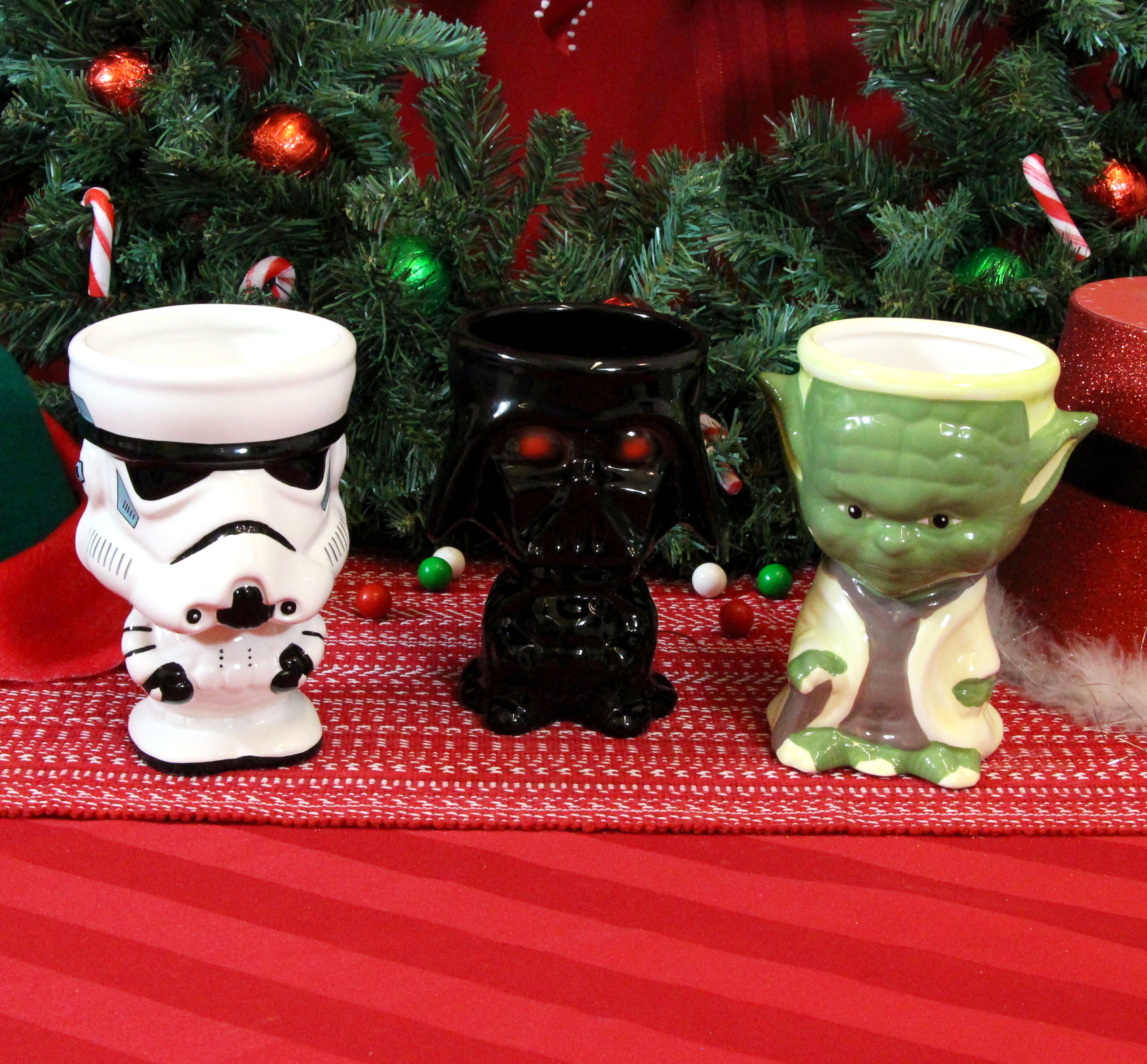 Disney Star Wars Darth Vader Ceramic Collectible Goblet + Chocolate Fudge  Cocoa Mix Set!