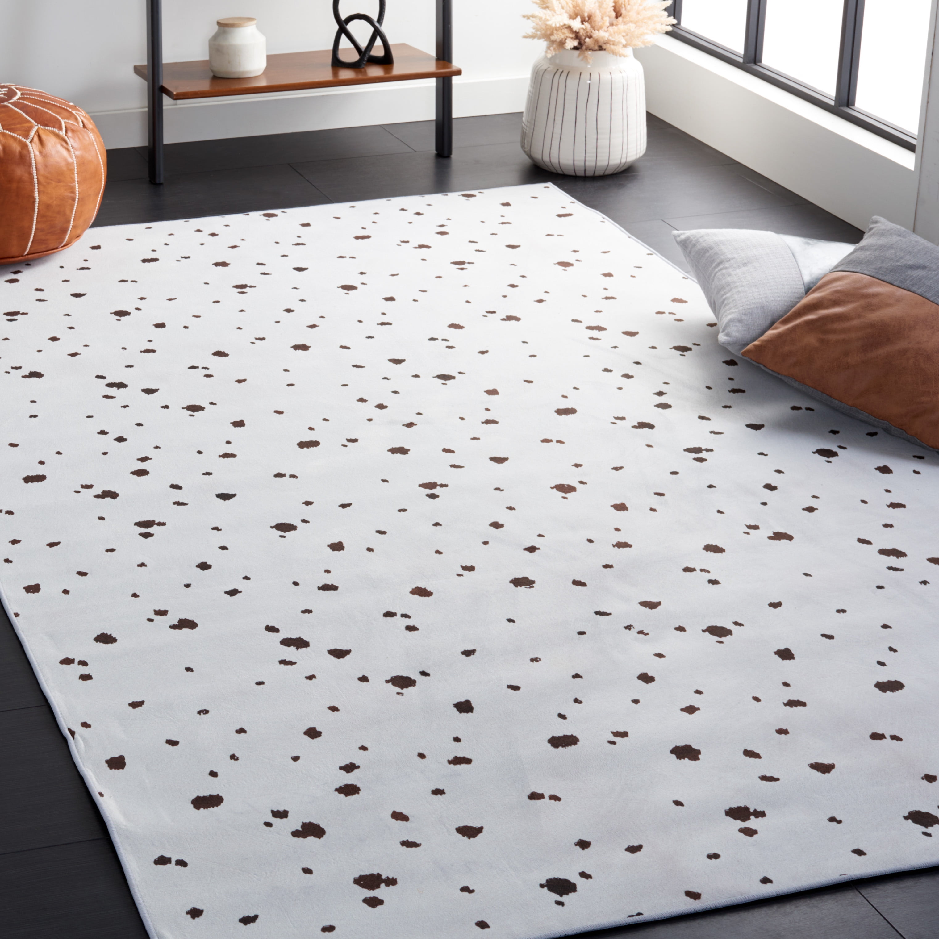 SAFAVIEH Faux Hide Crane Dot-Print Area Rug, Ivory/Black, 9' x 12'