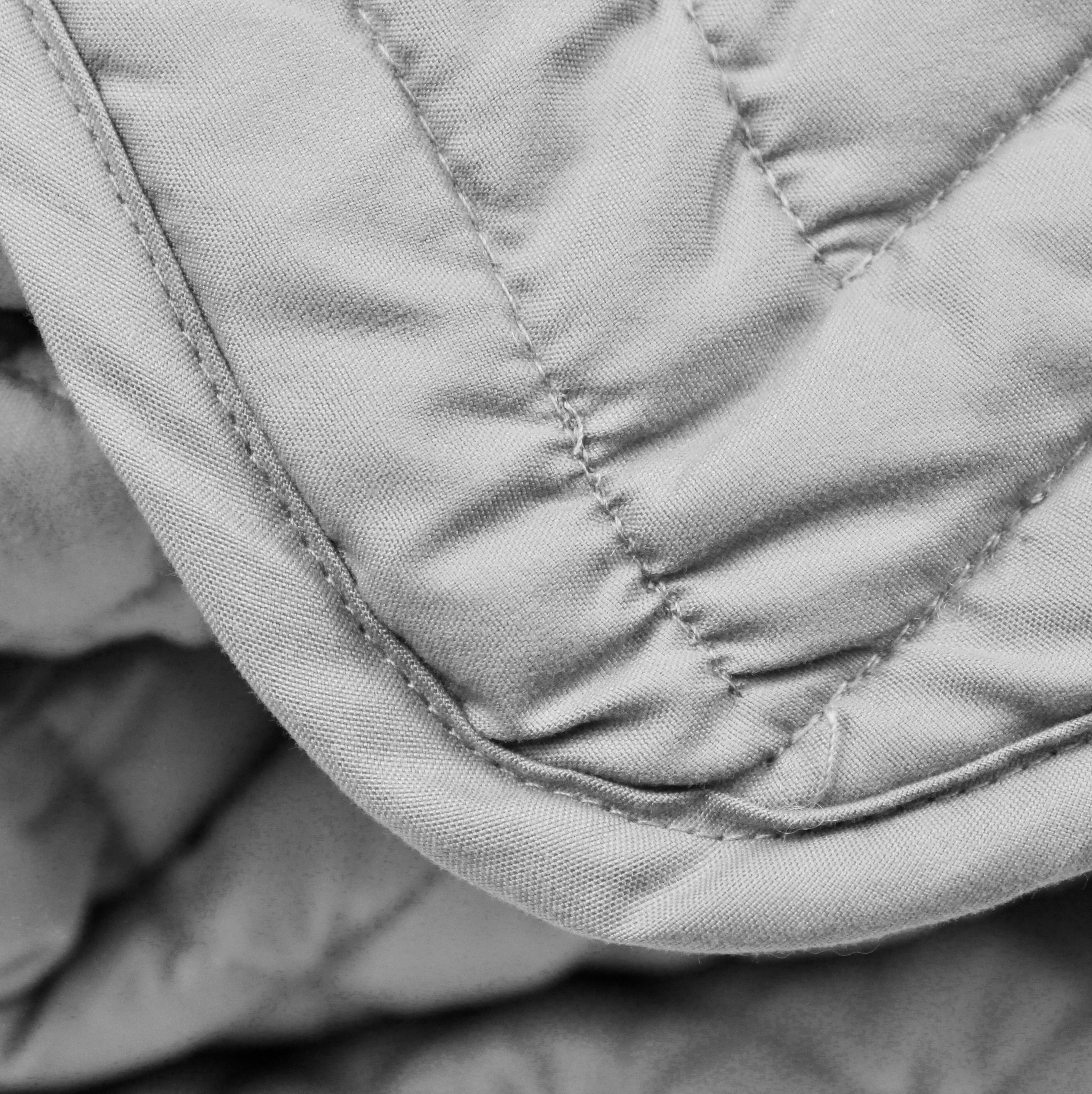 Cottonesque 100% Cotton Solid Diamond Quilt