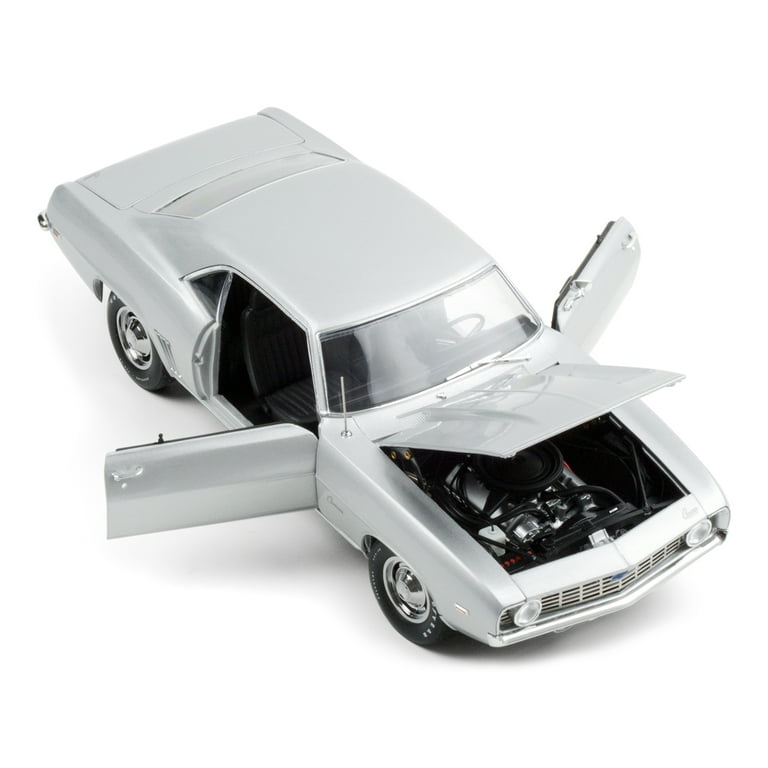 1969 Chevrolet Camaro ZL1 Coupe Silver (Lot #5010) 