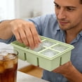 thumbnail image 4 of Bandeja grande para cubitos de hielo, molde de silicona con tapa, 6 compartimentos, 125 ml cada una caja de almacenamiento de hielo grado alimentario para congelar, sopa salsa de caldo, repostería, 4 of 6
