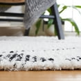 thumbnail image 4 of SAFAVIEH Casablanca Alayna Diamond Cotton Area Rug, Ivory/Black, 8' x 10', 4 of 8